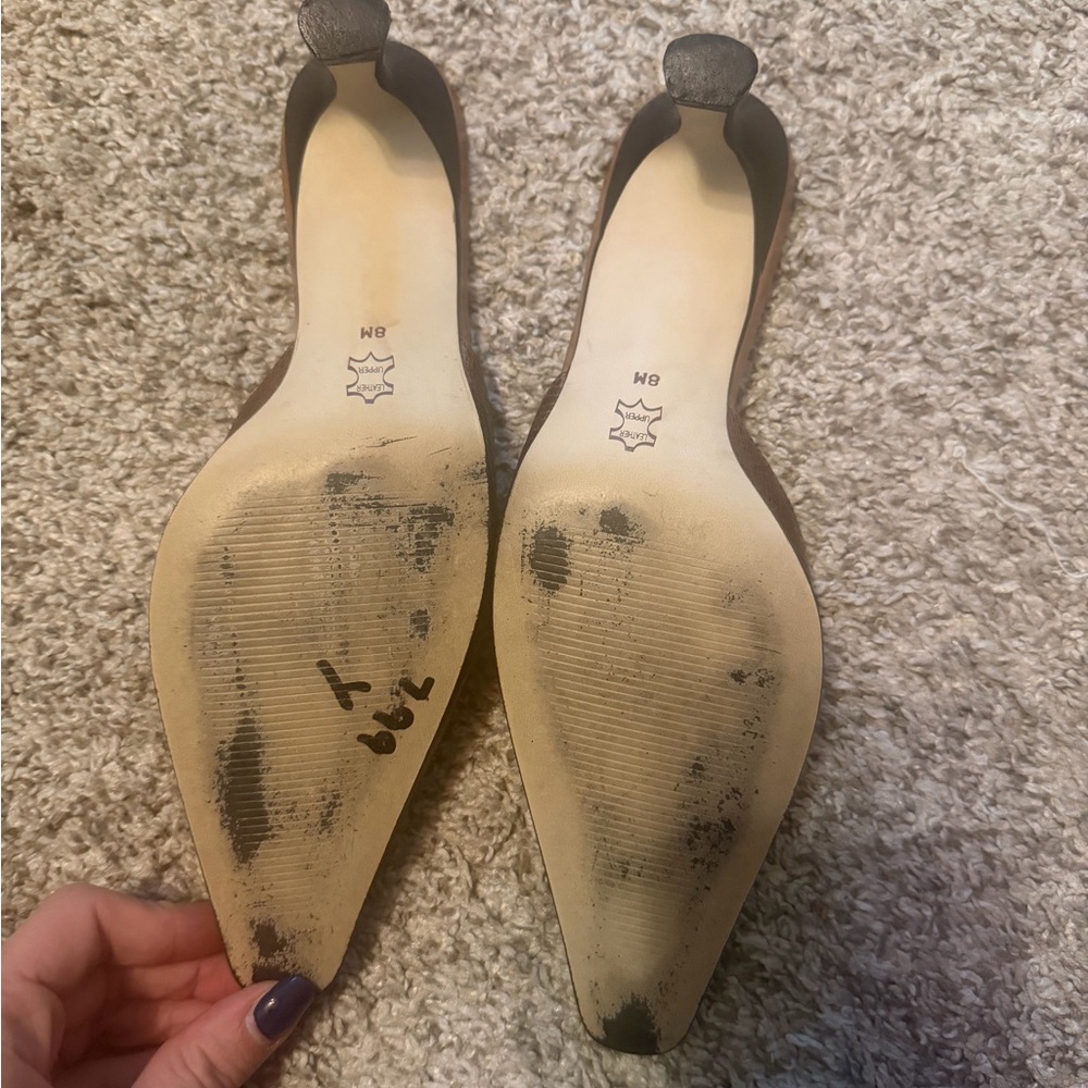Gianni Bini Brown Textured Mules with Bow - Picture 4 of 6